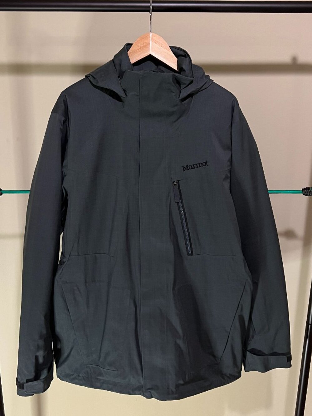 MARMOT MemBrain Ski/Snowboard Jacket Men's Size Medium Dark Grey Anthracite